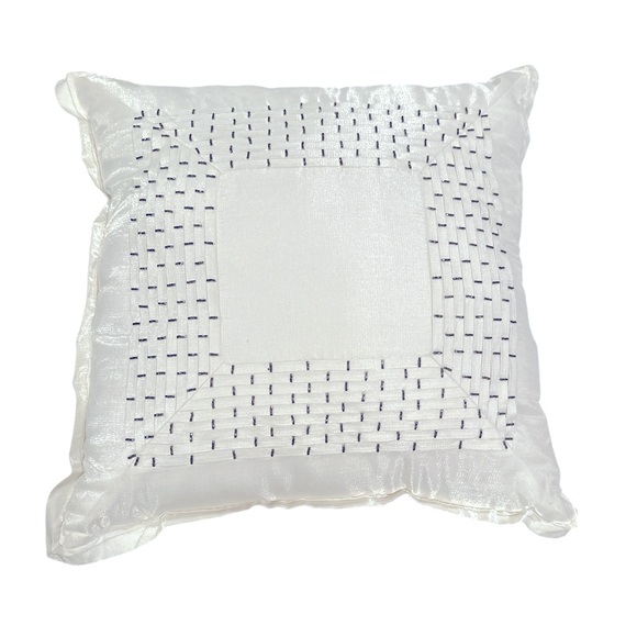 HOTEL COLLECTION MACYS FINEST BEADED SHIMMER WHITE LUXURY PILLOW - Picture 1 of 11